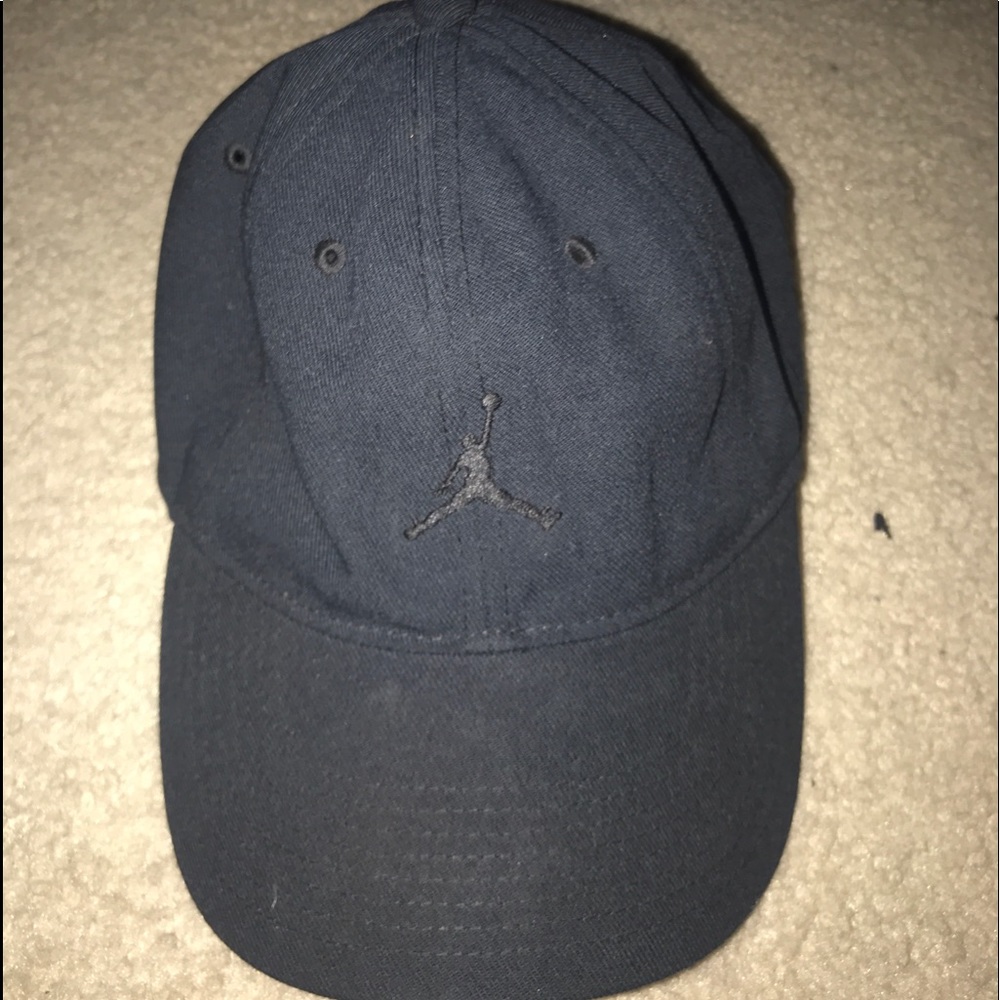 Black Jordan Hat
